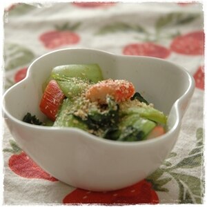 お弁当に　❤麺つゆでチンゲン菜とカニカマの炒め物❤